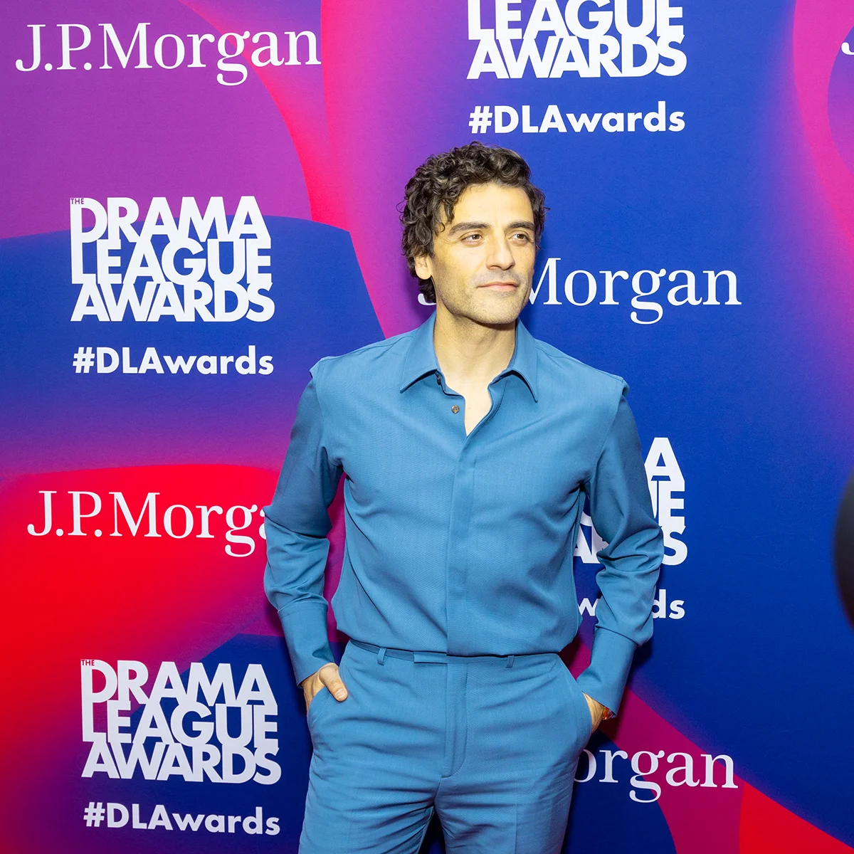 Drama-league-step-repeat